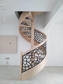 Σκάλα κυκλικής μορφής