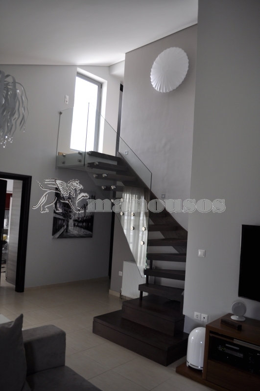 ΞΥΛΙΝΗ ΓΩΝΙΑΚΗ ΣΚΑΛΑ ΕΣΩΤΕΡΙΚΟΥ ΧΩΡΟΥ G-0417