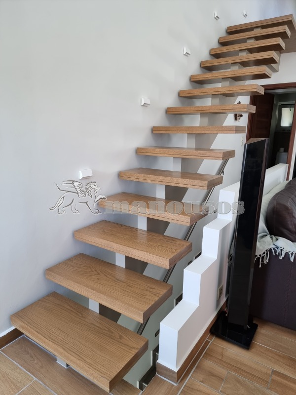 ΞΥΛΙΝΕΣ ΕΥΘΕΙΕΣ ΣΚΑΛΕΣ L-0441