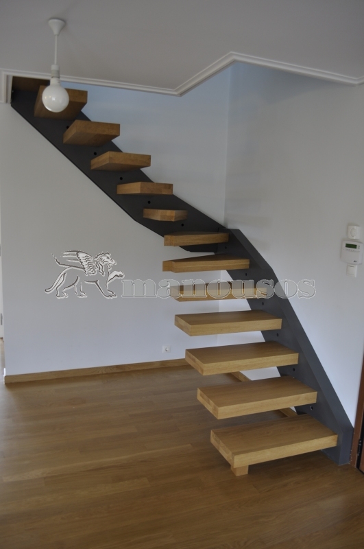 ΞΥΛΙΝΑ ΣΚΑΛΙΑ  G-0099