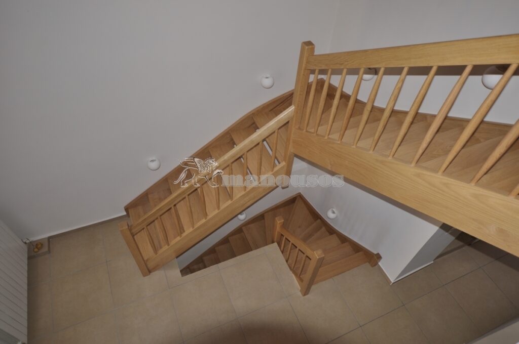 ΞΥΛΙΝΗ ΓΩΝΙΑΚΗ ΣΚΑΛΑ G-0256