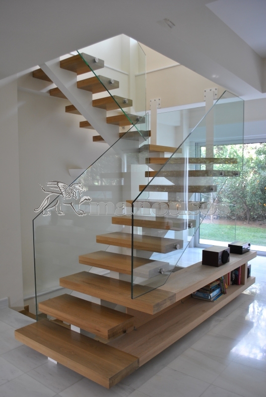 ΣΚΑΛΑ ΕΣΩΤΕΡΙΚΟΥ  ΧΩΡΟΥ  Τ-0268