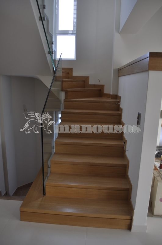 ΞΥΛΙΝΗ ΕΠΕΝΔΥΣΗ  Ε-0212