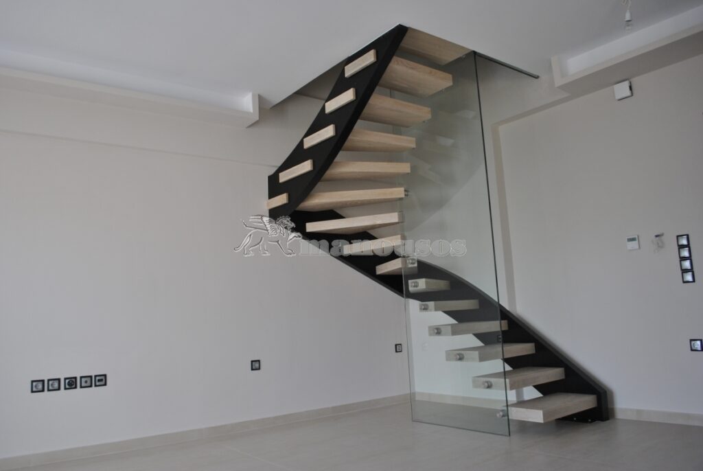 ΣΚΑΛΑ ΕΣΩΤΕΡΙΚΟΥ ΧΩΡΟΥ  Τ-0072