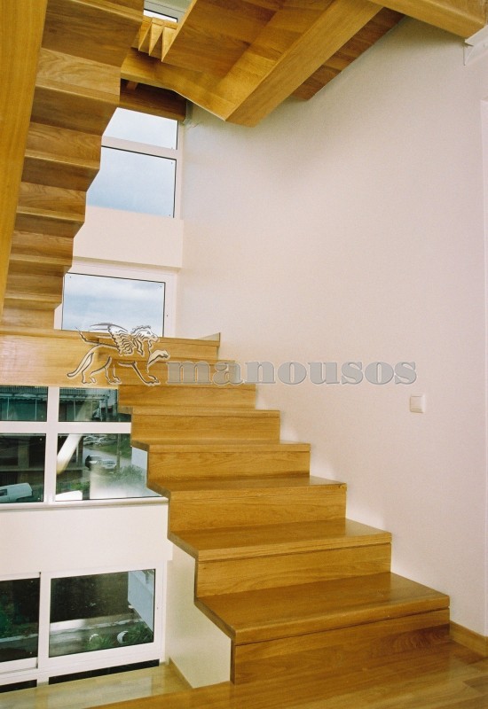 ΕΣΩΤΕΡΙΚΕΣ ΣΚΑΛΕΣ  Τ-0199