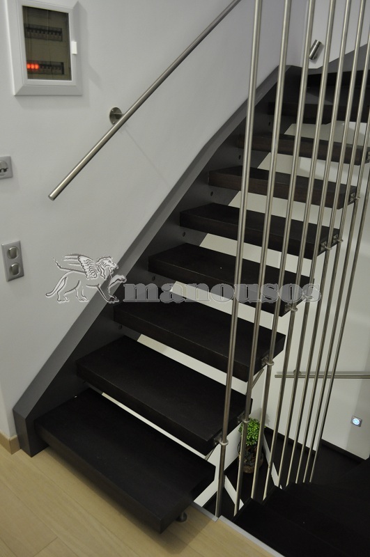 ΞΥΛΙΝΗ ΕΣΩΤΕΡΙΚΗ ΣΚΑΛΑ  Τ-0168